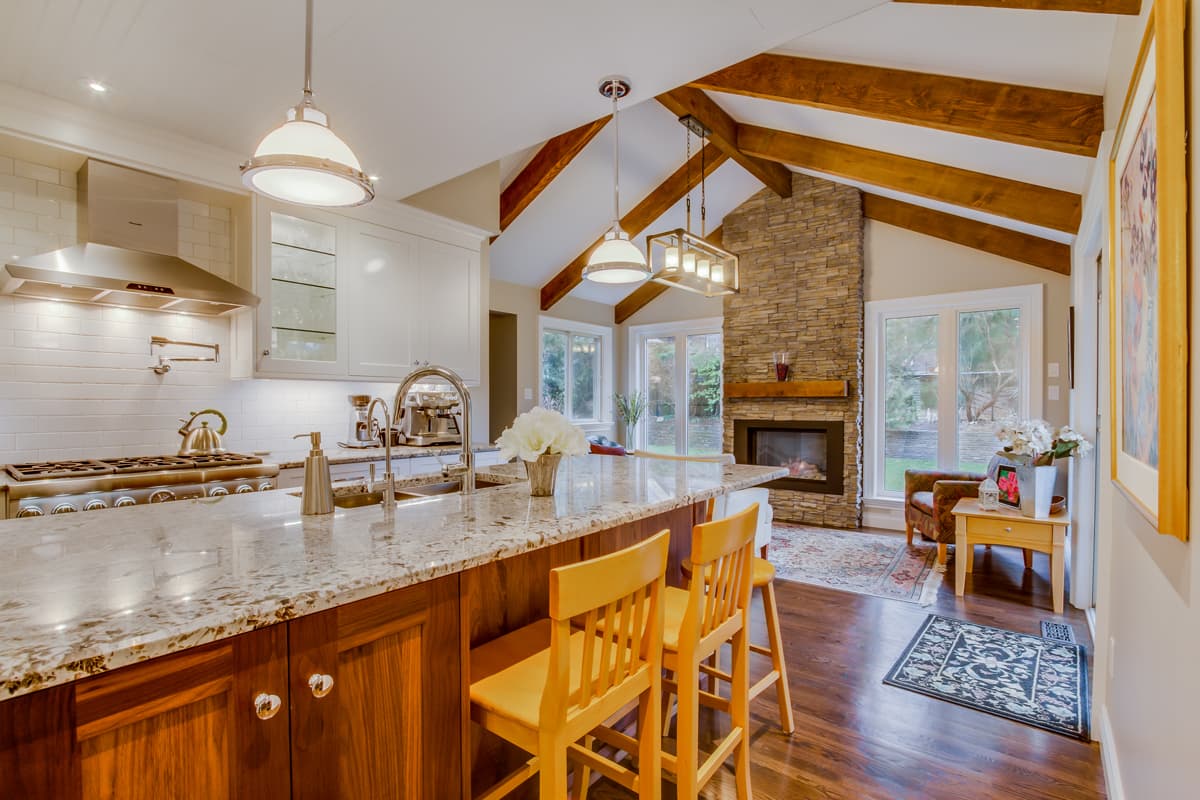 Open concept main floor