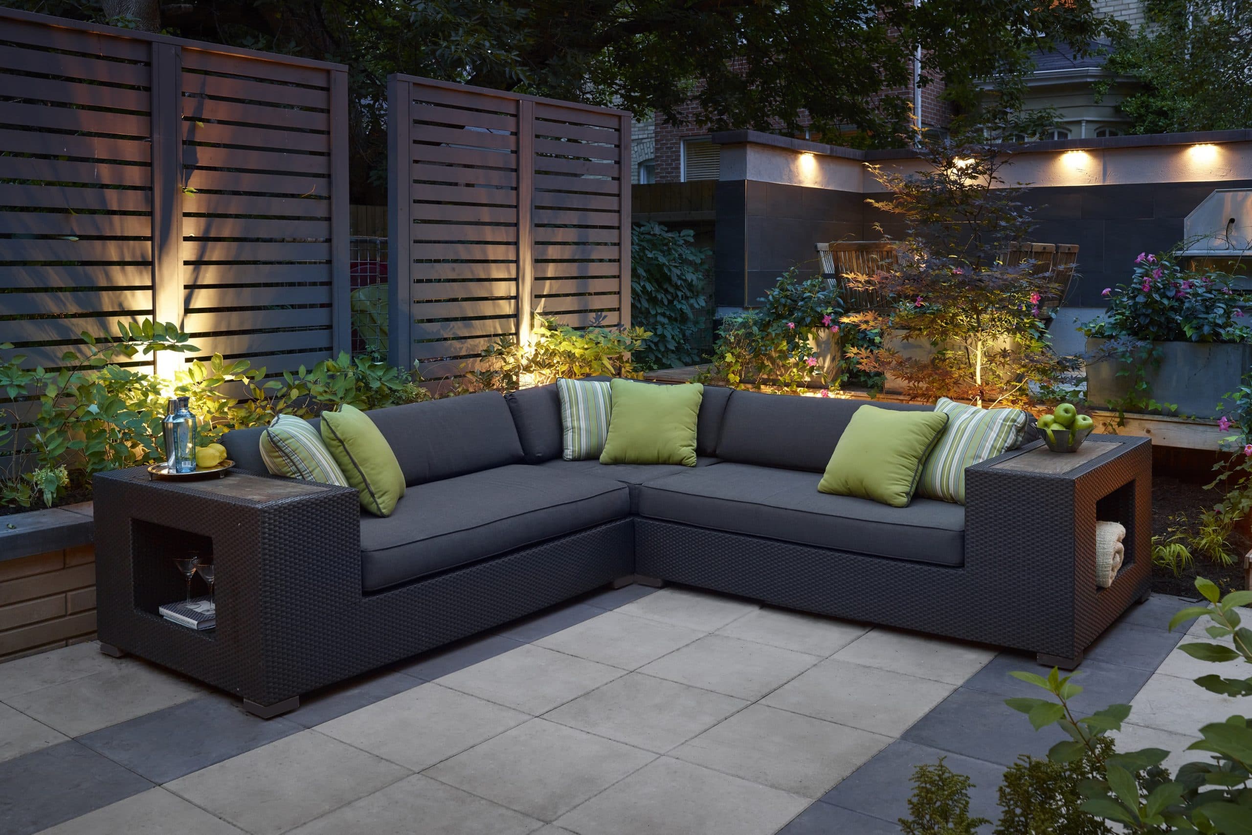 Modern Twist residential landscape — Landscape Ontario award project